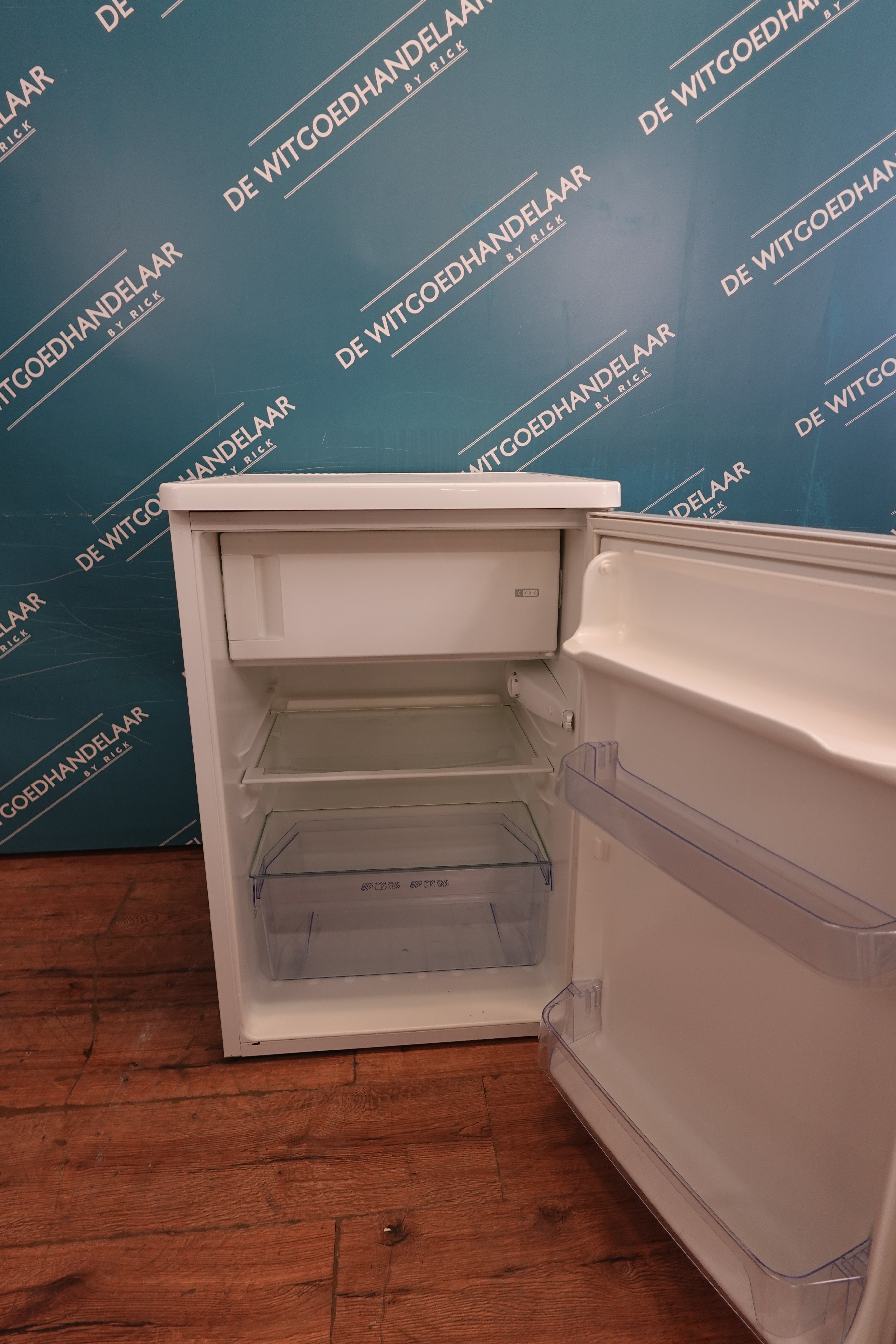vrijstaande koel- vriescombinatie tafelmodel Zanussi