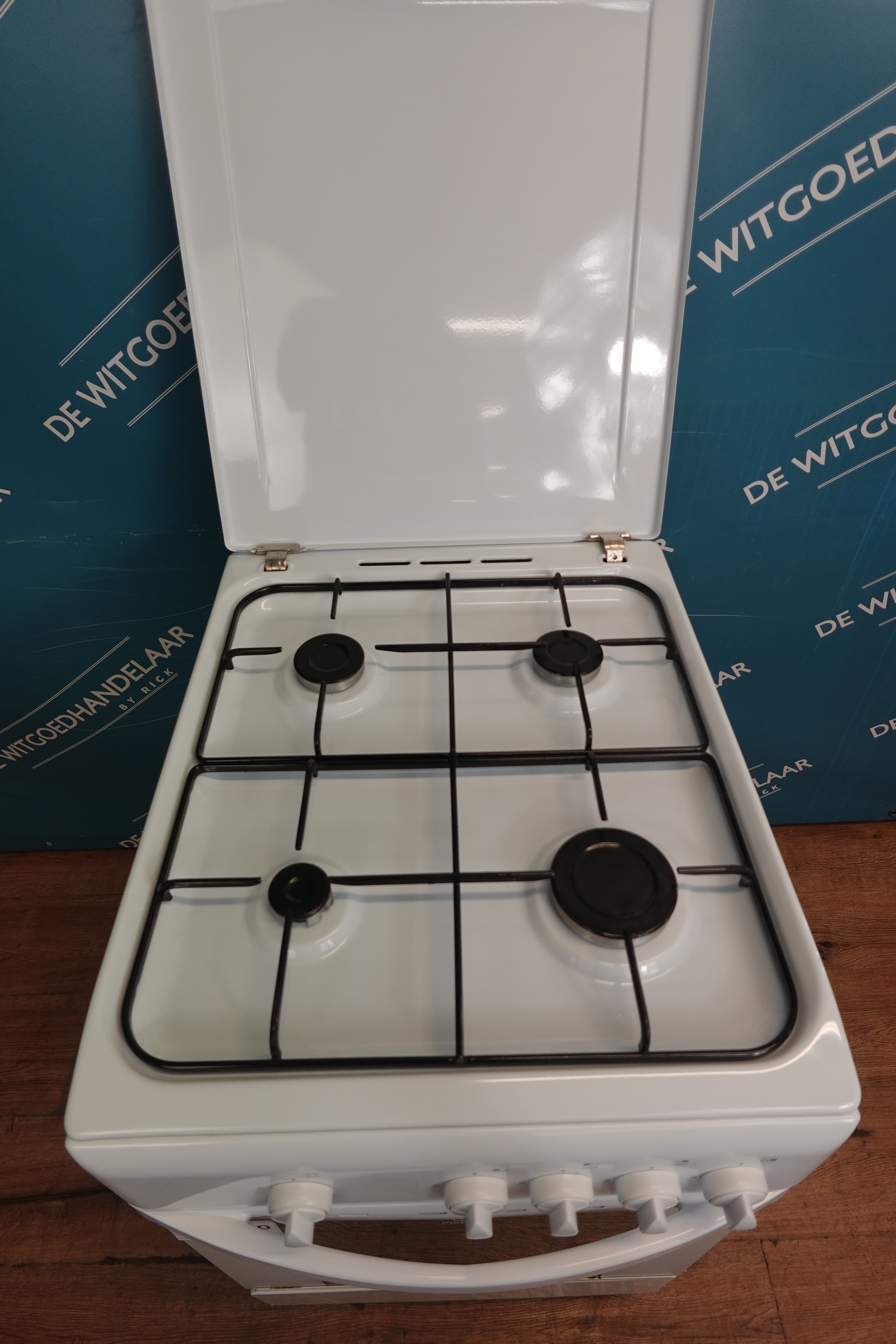 Gasfornuis met gasoven Indesit