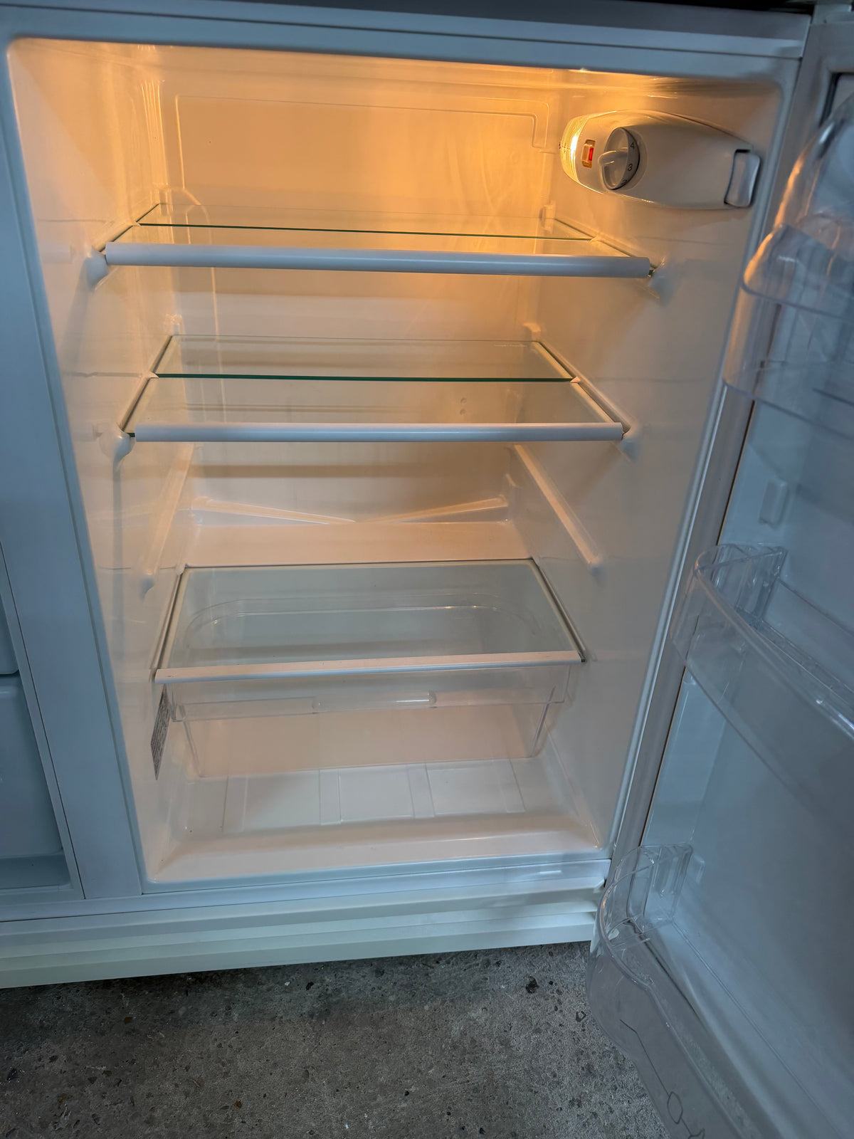 Vrijstaande koel- vriescombinatie tafelmodel Zanussi