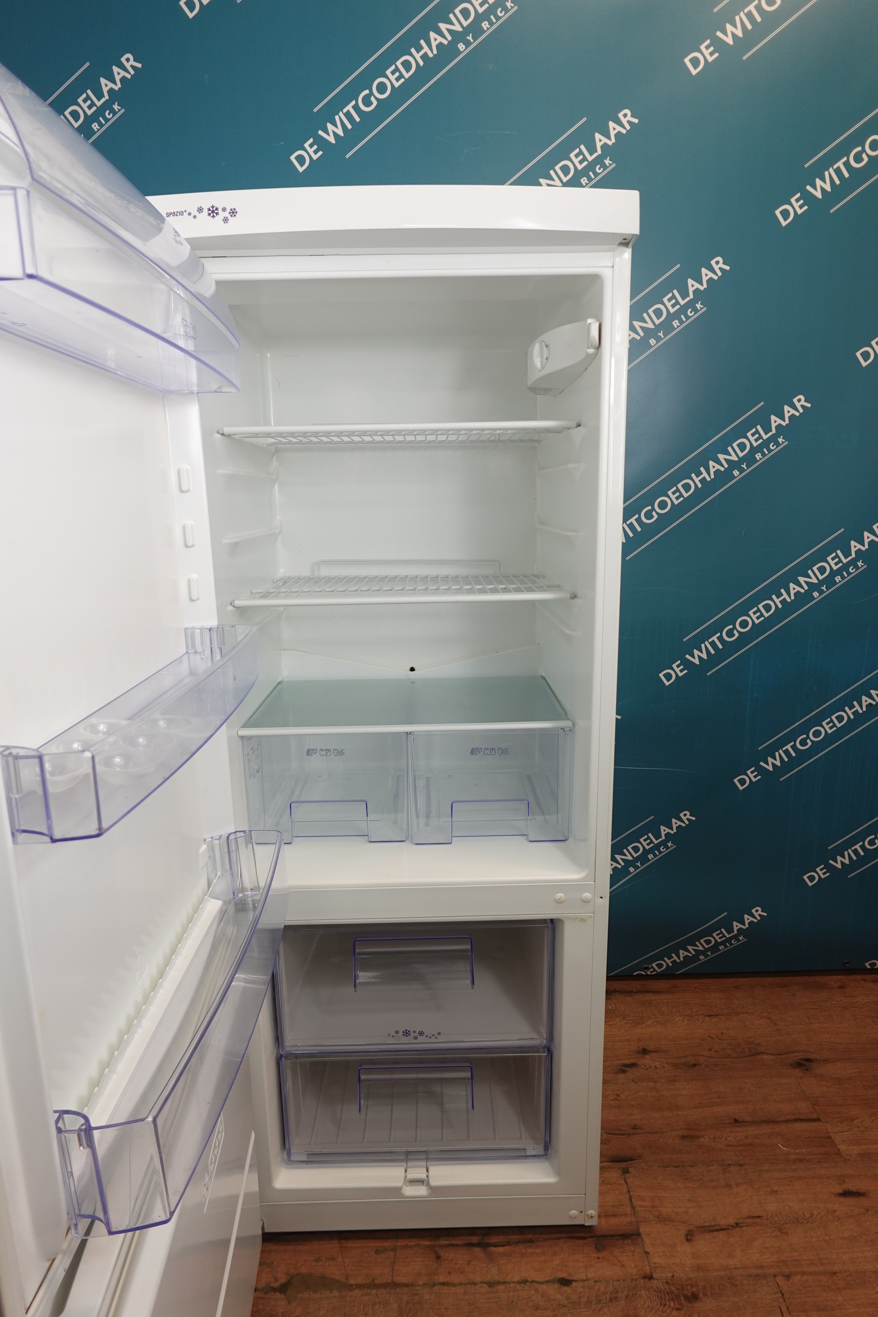 Vrijstaande koel - vriescombinatie Zanussi