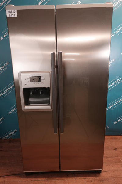Amerikaanse koelkast Whirlpool met water - en ijsblokjesdispenser