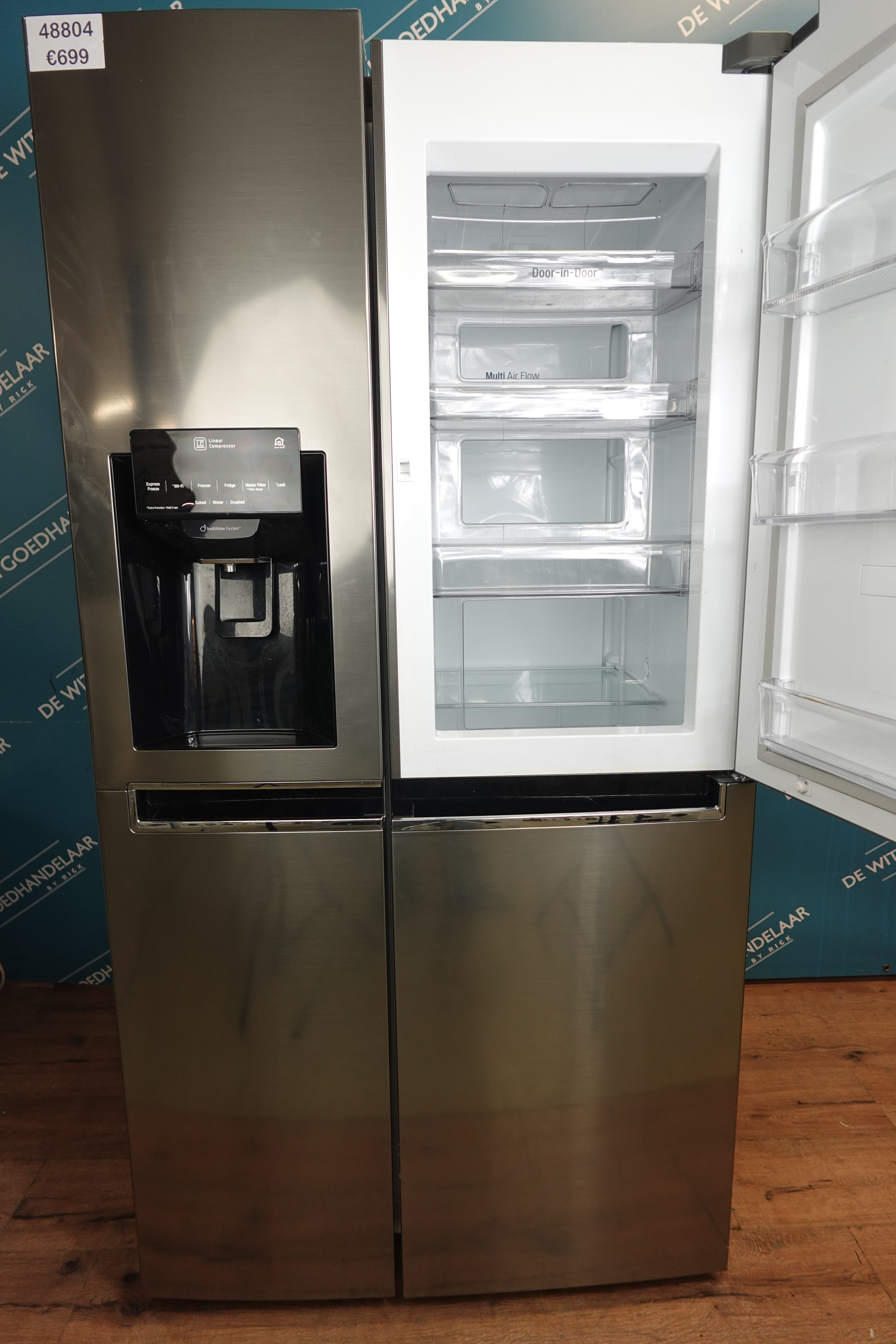 Amerikaanse koelkast LG met water - en ijsblokjesdispenser