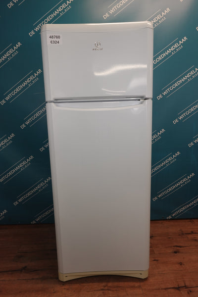 Vrijstaande koel - vriescombinatie Indesit