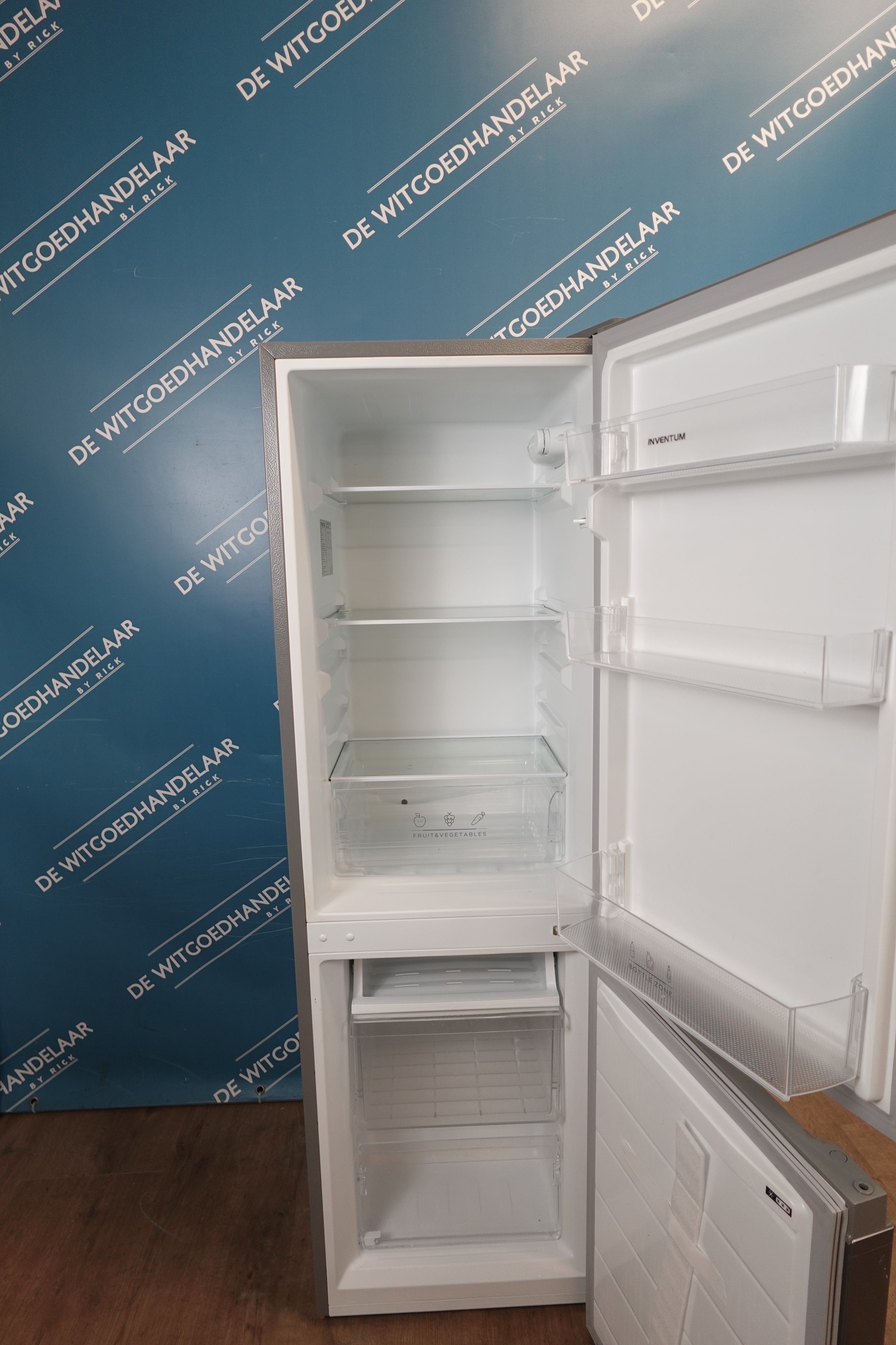 Vrijstaande koel - vriescombinatie Inventum