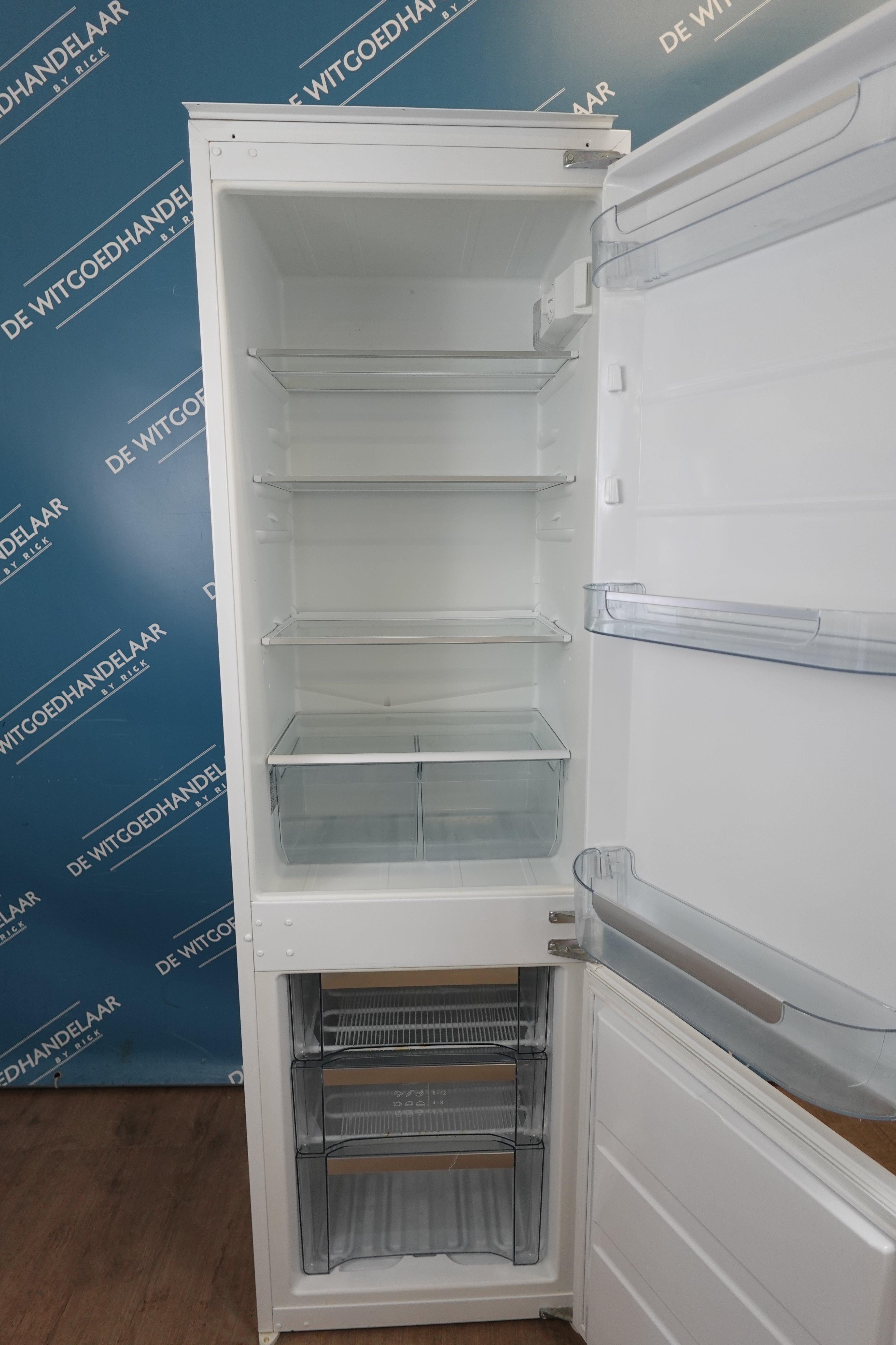 inbouw koel- vriescombinatie Pelgrim