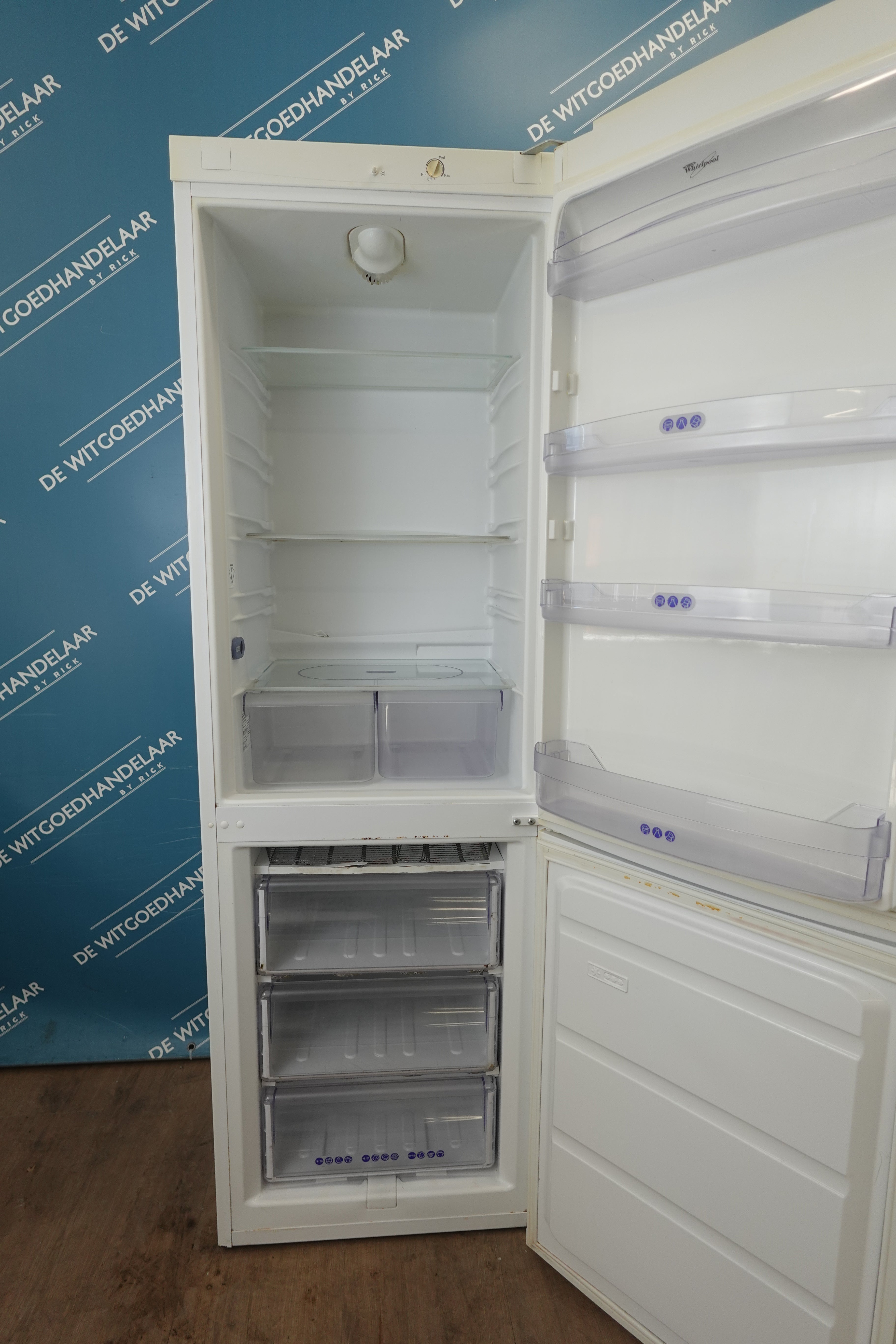 Vrijstaande koel - vriescombinatie Whirlpool