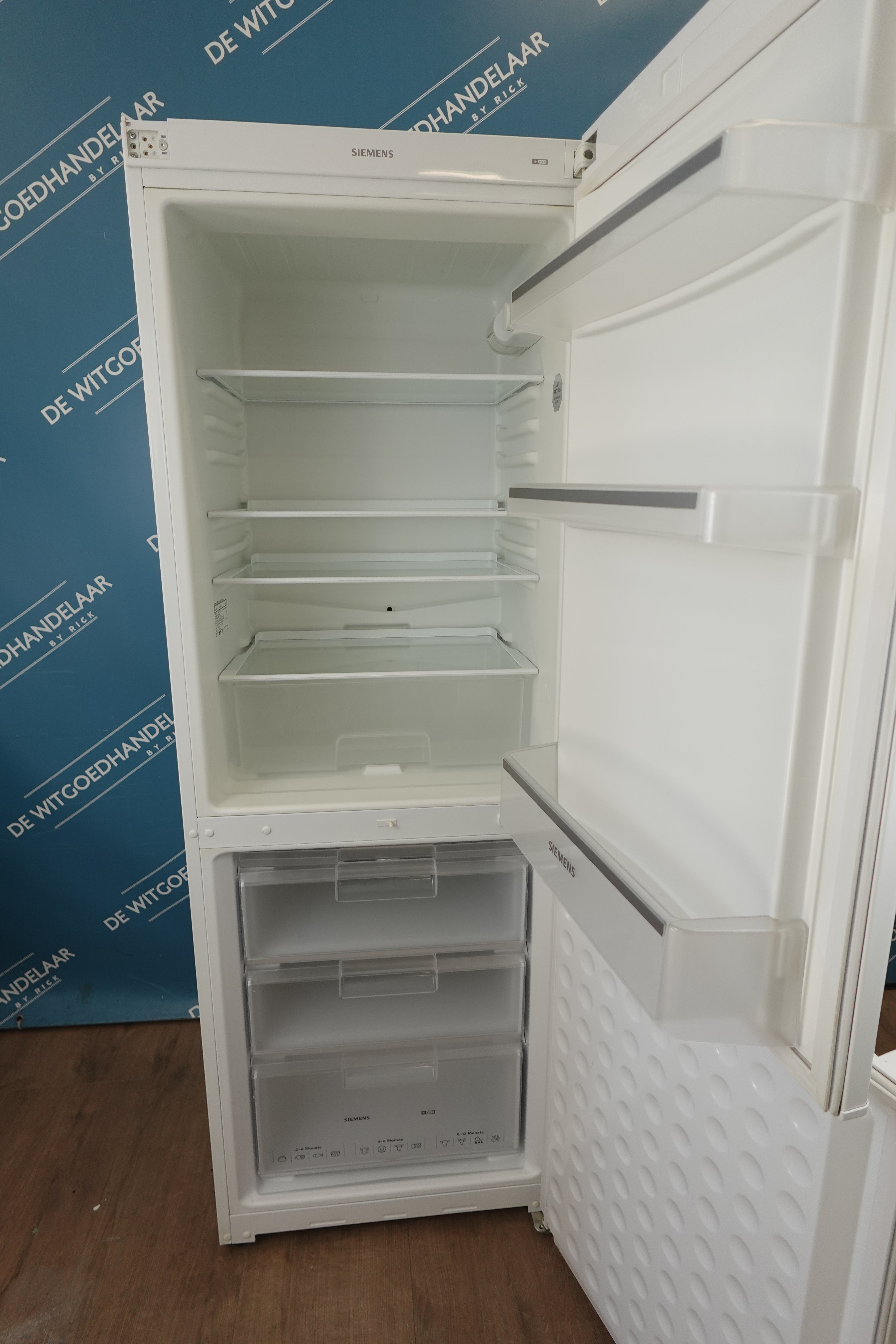 Vrijstaande koel - vriescombinatie Siemens